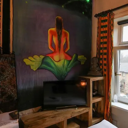 Apartment Digs Self Contained House Bradford (West Yorkshire)