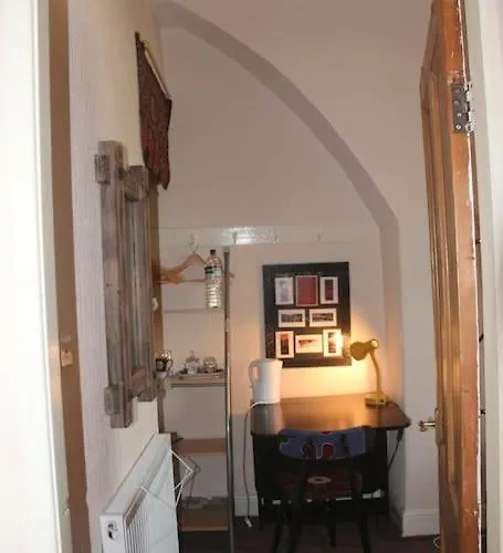 Digs Self Contained House *