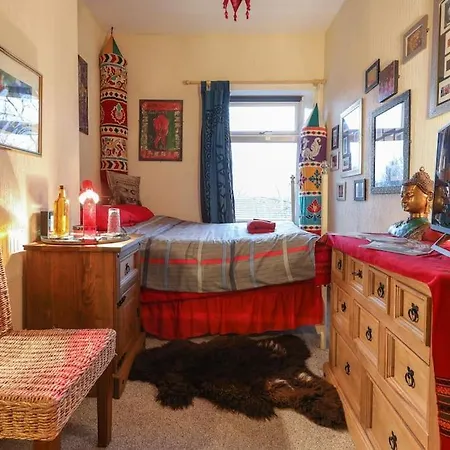 Apartment Digs Self Contained House