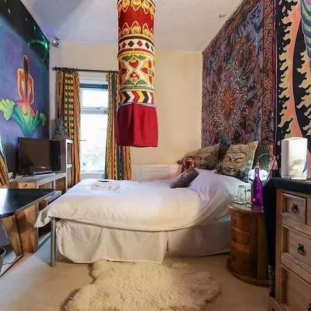 Digs Self Contained House